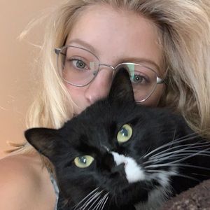 Meet your Posher, Taylor